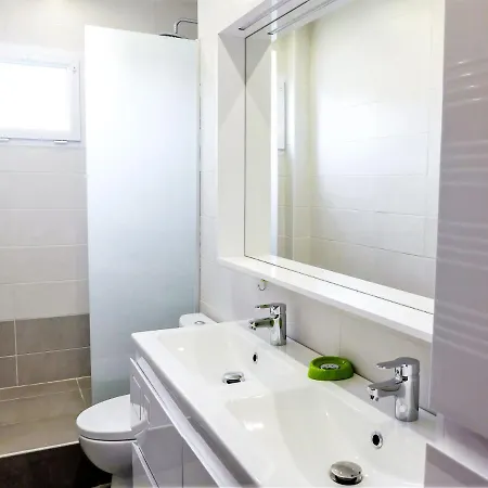 Appartement Les Lauriers Roses By Interhome *